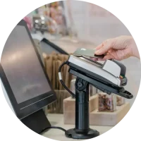 punto de venta-datafono-conectando al hacer un pago